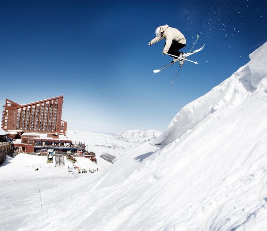 Valle Nevado ski snowboard resort Chile Santiago