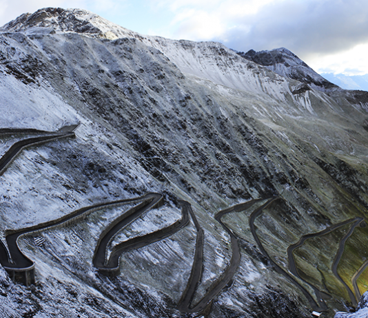 passo dello stelvio - itália